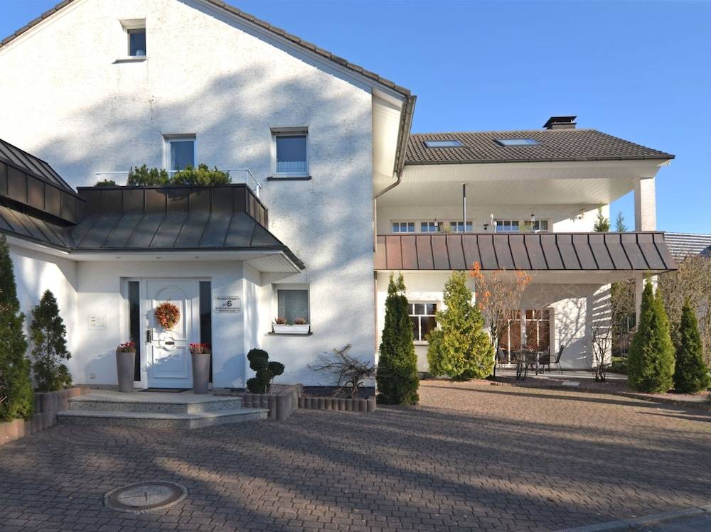 Ground Floor Tasteful Apartment with Terrace & Garden near Brilon