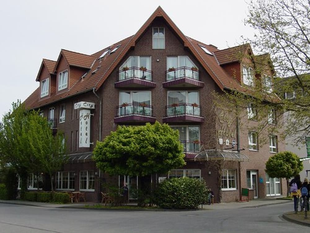 Primary image