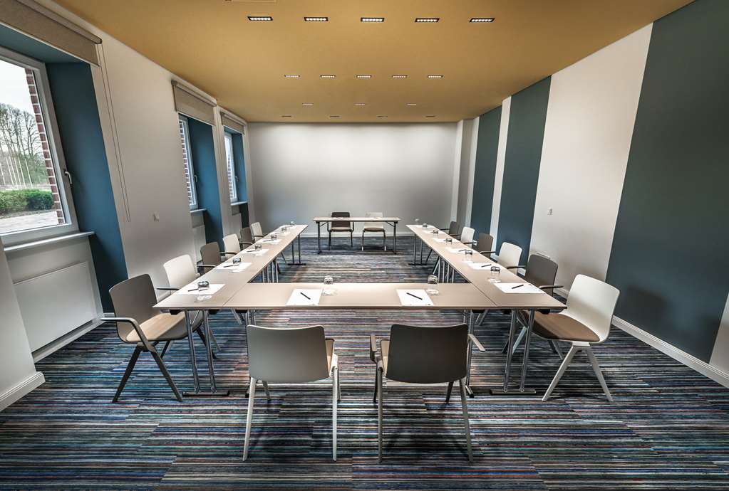 Steigenberger Hotel Treudelberg, Hamburg, Germany - Meeting Room