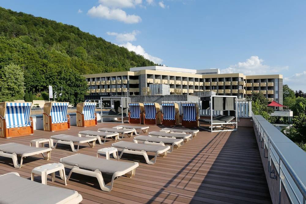 Sundeck