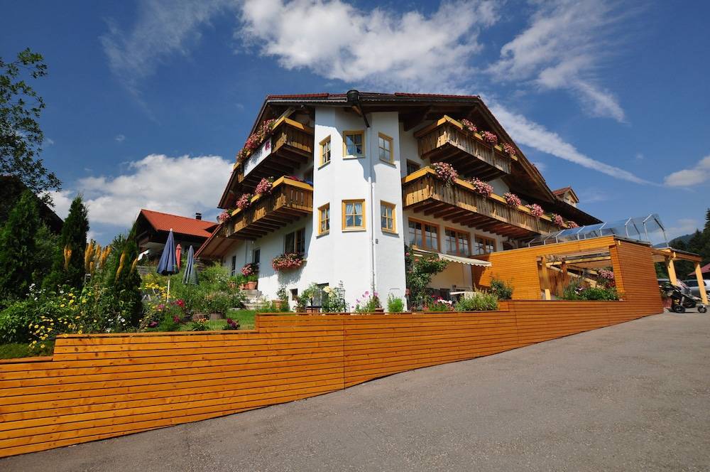 Primary image