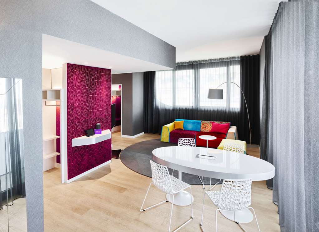 Guest room