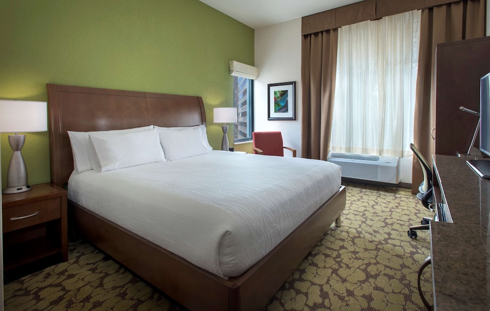 Hilton Garden Inn Chicago Downtown Riverwalk - photo 5