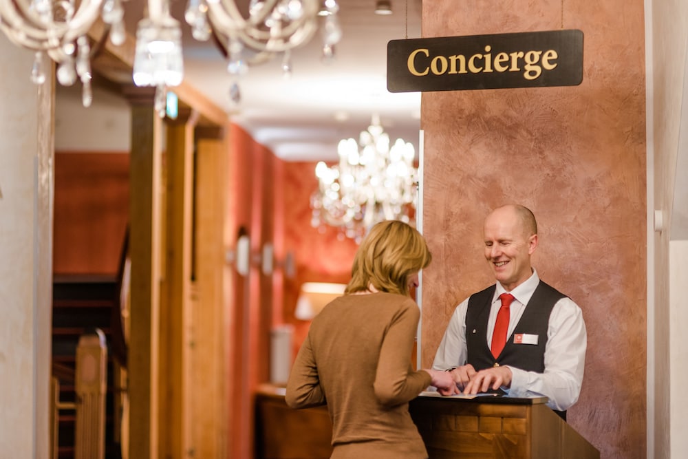 Concierge desk