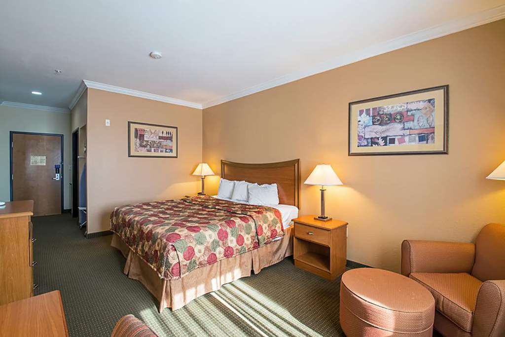 Days Inn by Wyndham Copperas Cove - featured photo