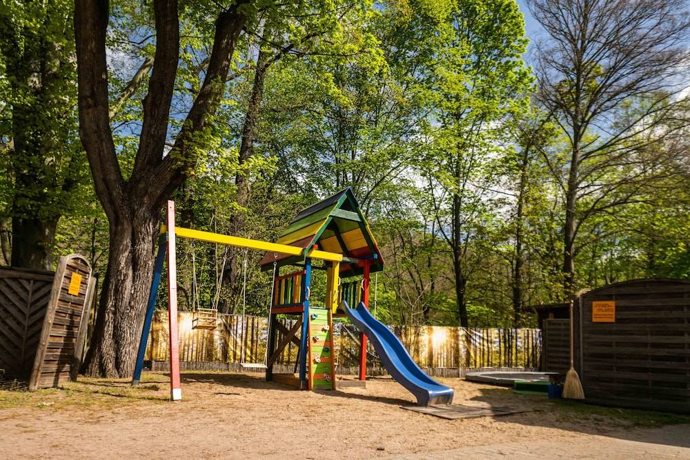 Children's play area - outdoor