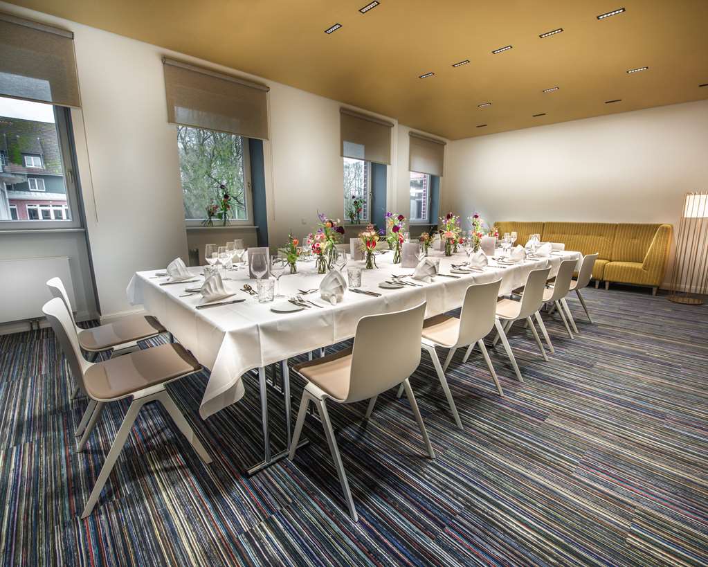 Steigenberger Hotel Treudelberg, Hamburg, Germany - Meeting Room