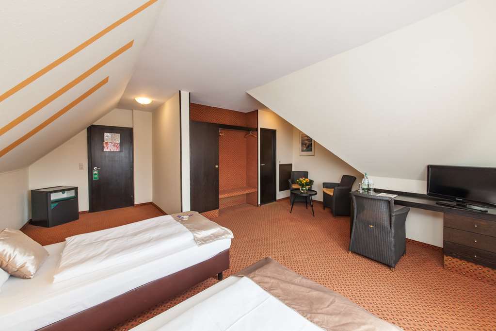 Standard double or twin bed room - Novum Hotel Strohgaeu Korntal
