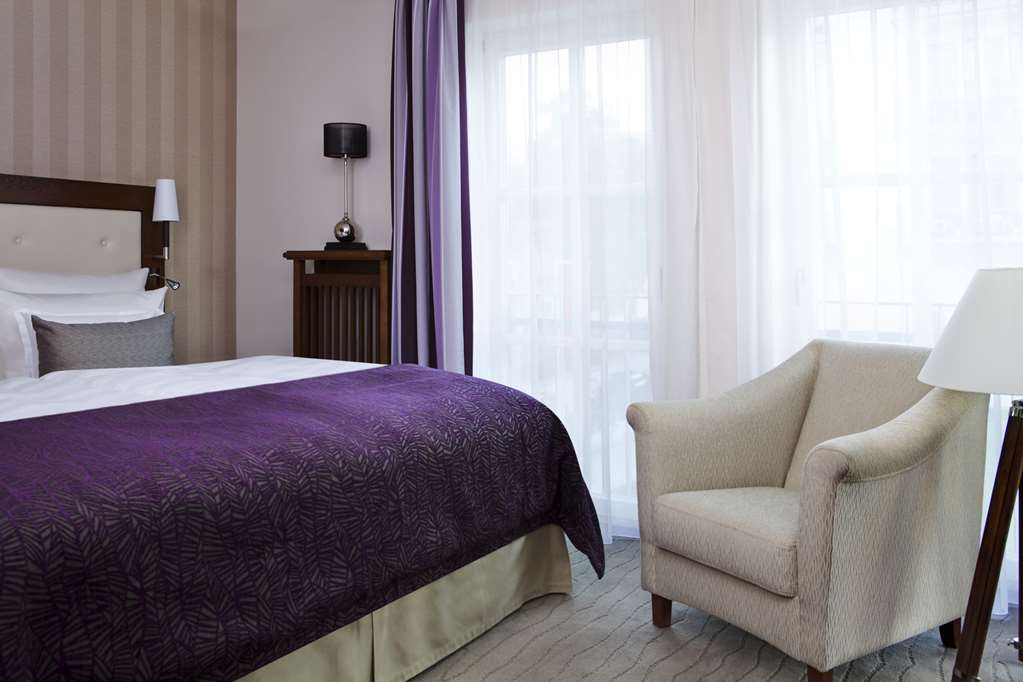 Steigenberger Grandhotel and Spa, Heringsdorf/Usedom, Germany - Executive Studio bedroom