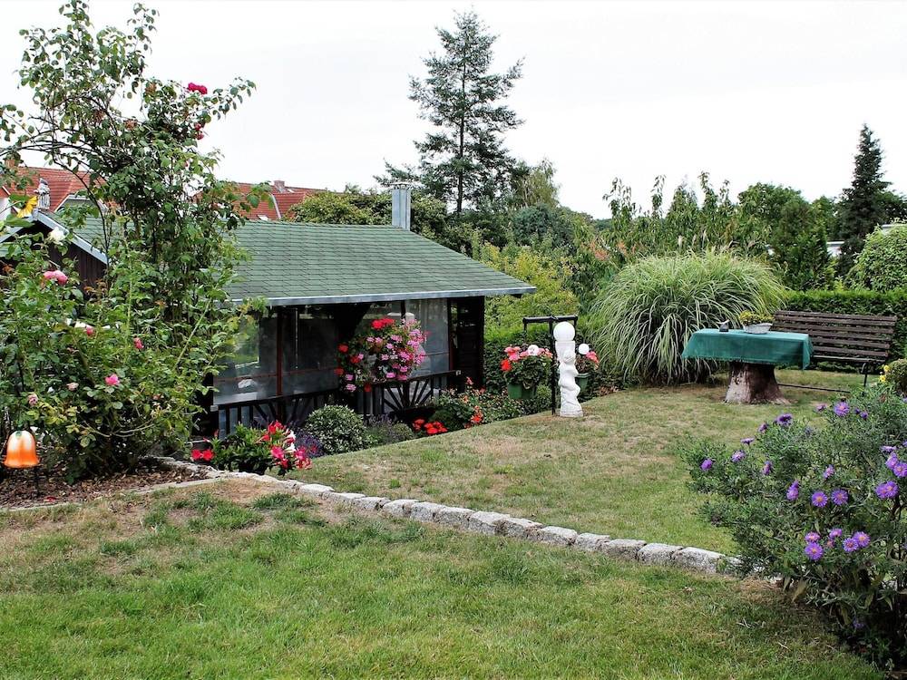 Apartment in Proseken With Garden