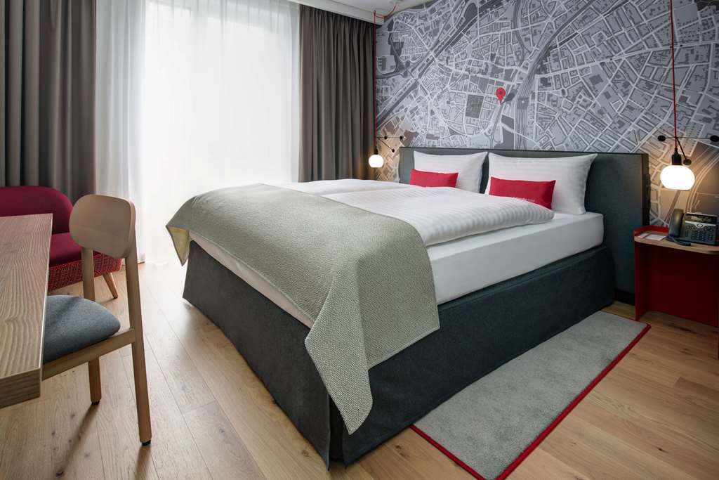 IntercityHotel Duisburg, Germany - Business Plus Room