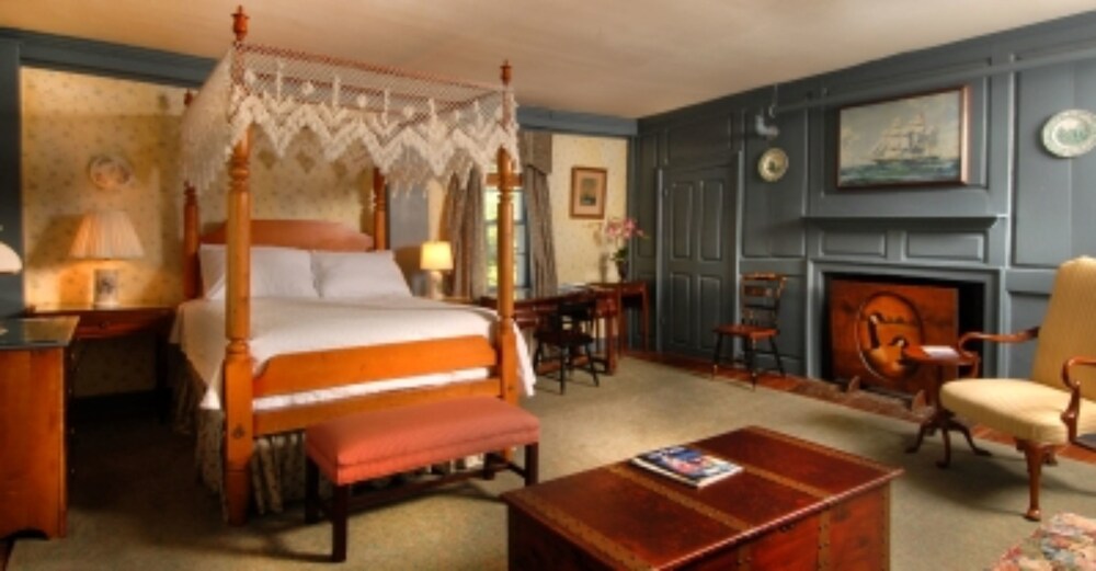 Robert Morris Inn A Waterfront Country Inn - photo 3