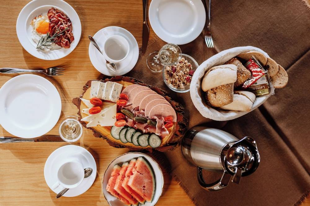 Breakfast buffet