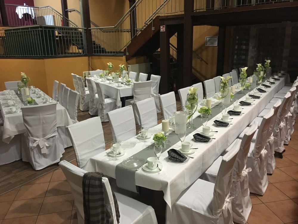 Indoor wedding