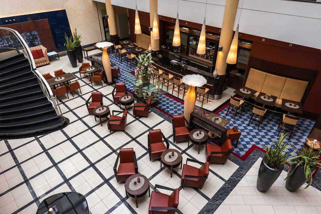 Steigenberger Hotel De Saxe, Dresden, Germany - bar/lounge
