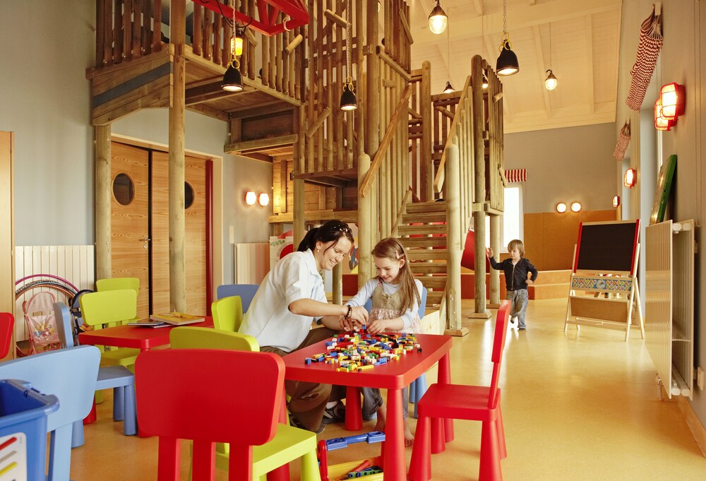 Childrens Play Area - Indoor