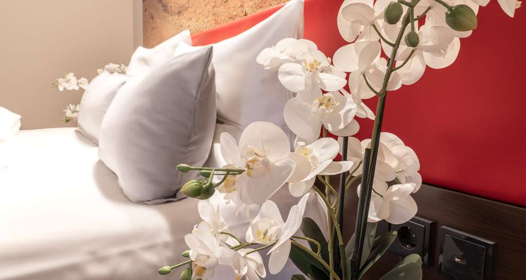 Guest room amenity