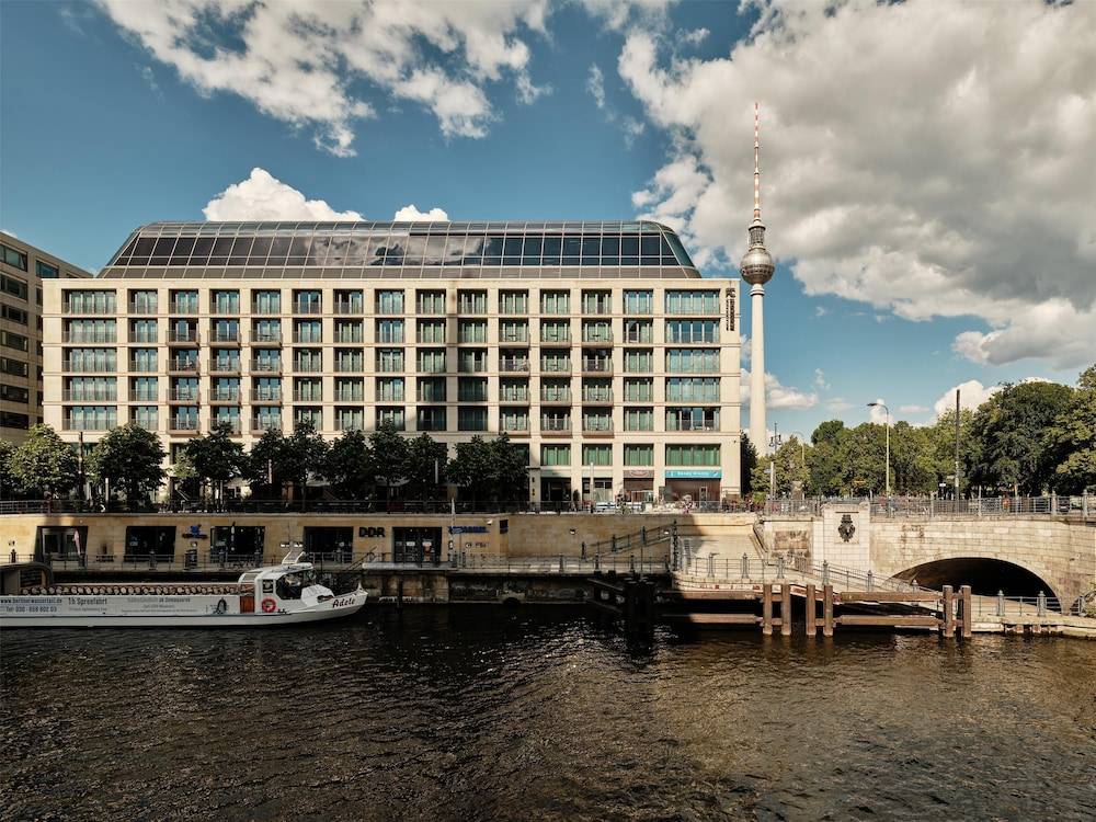 Radisson Collection Hotel Berlin