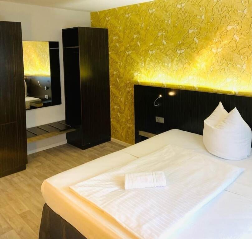Hotel 22