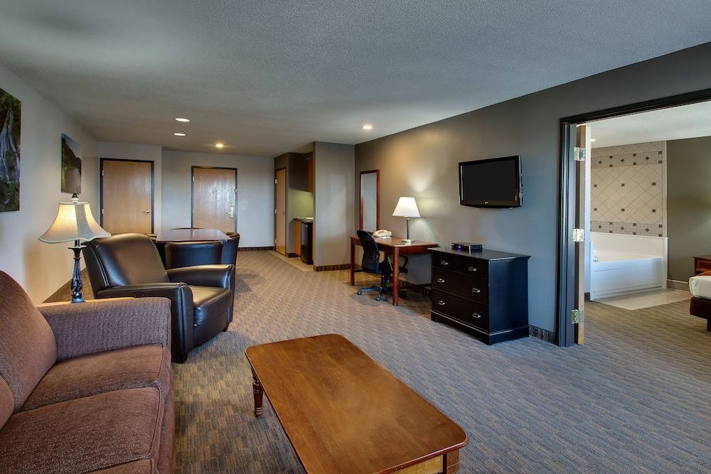 The Niobrara Lodge - photo 5