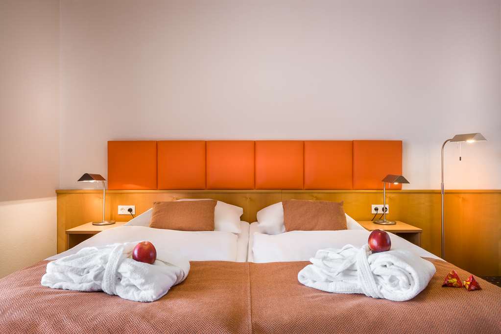 Superior double room TOP acora Hotel Dusseldorf