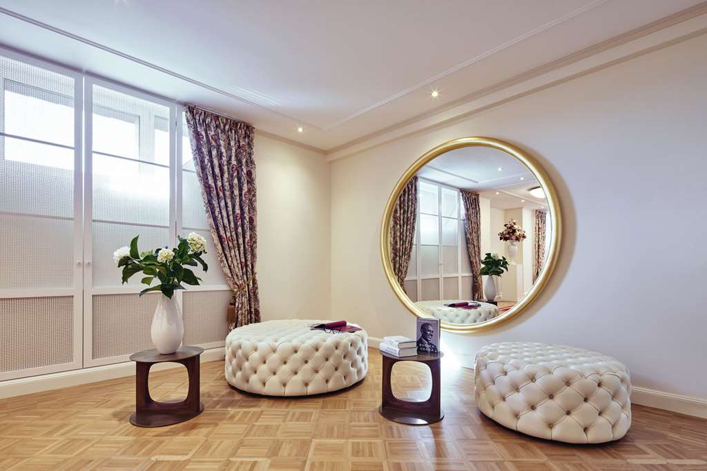 Seating area on the 4th floor