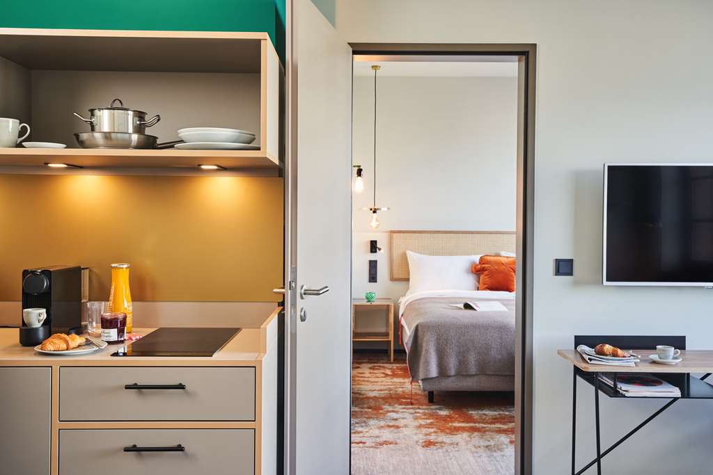 Spacehood Kitchenette