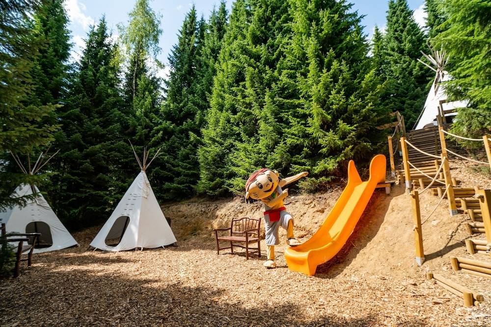 Children's play area - outdoor