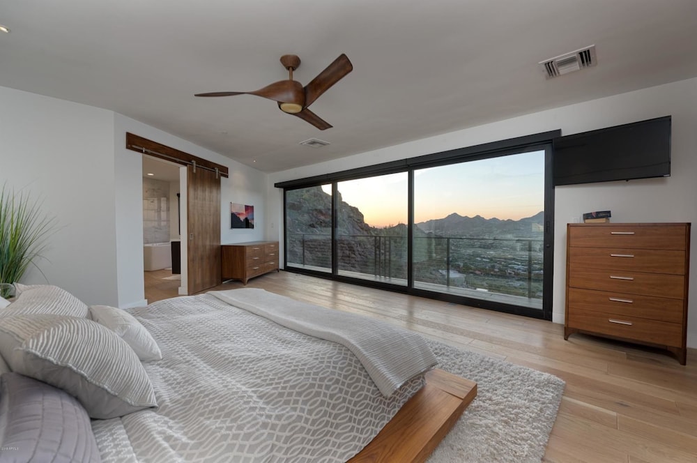Sanctuary Camelback Mountain A Gurney's Resort and Spa - photo 4