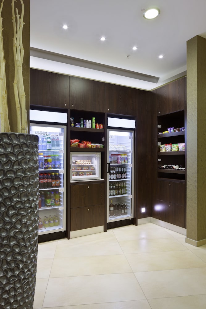 Snack bar