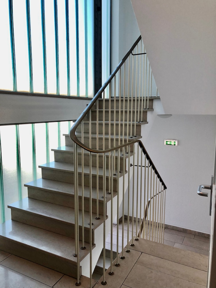Handrails in stairways
