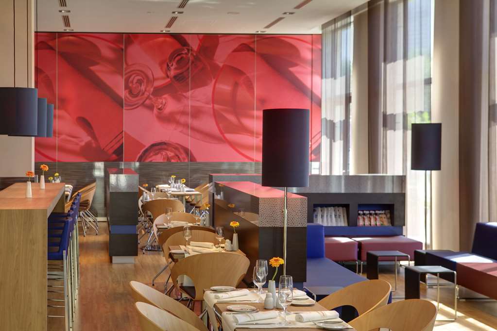 IntercityHotel Leipzig, Germany - Restaurant