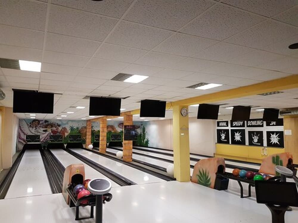 Bowling