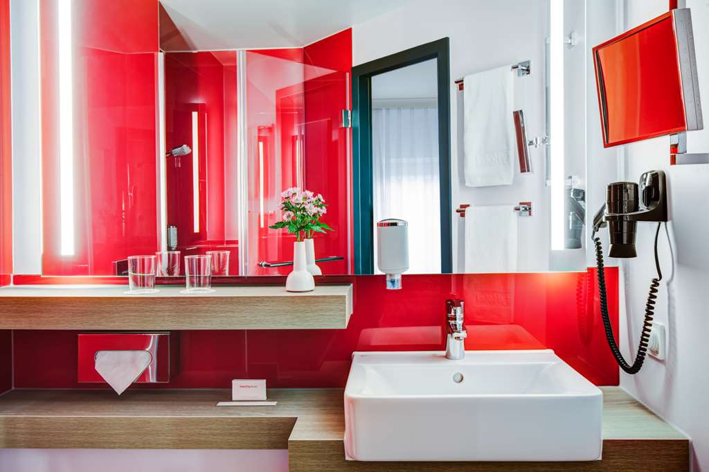 IntercityHotel Rostock, Germany - Bathroom