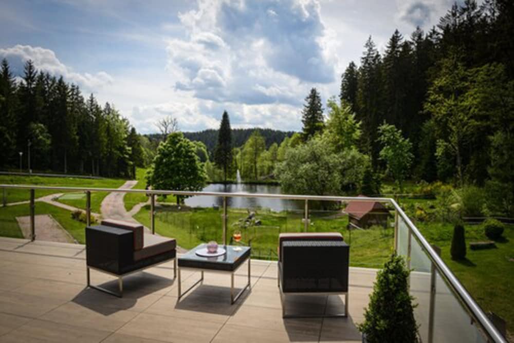 Sundeck