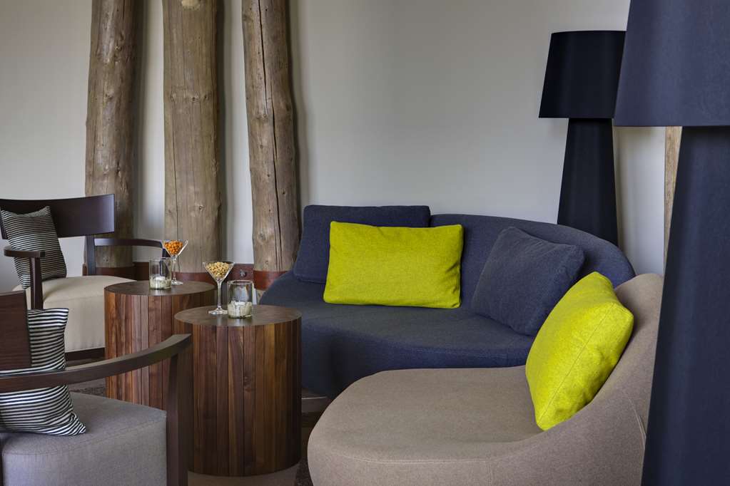 Steigenberger Hotel Bremen, Germany - Lounge
