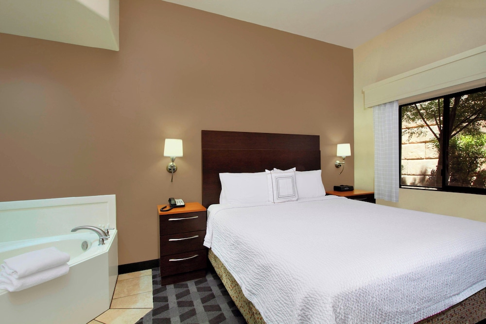 TownePlace Suites by Marriott St. George - photo 4