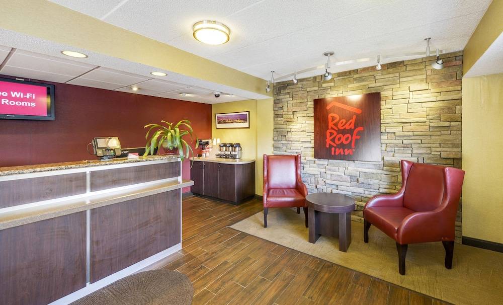 Red Roof Inn Richmond South - photo 3