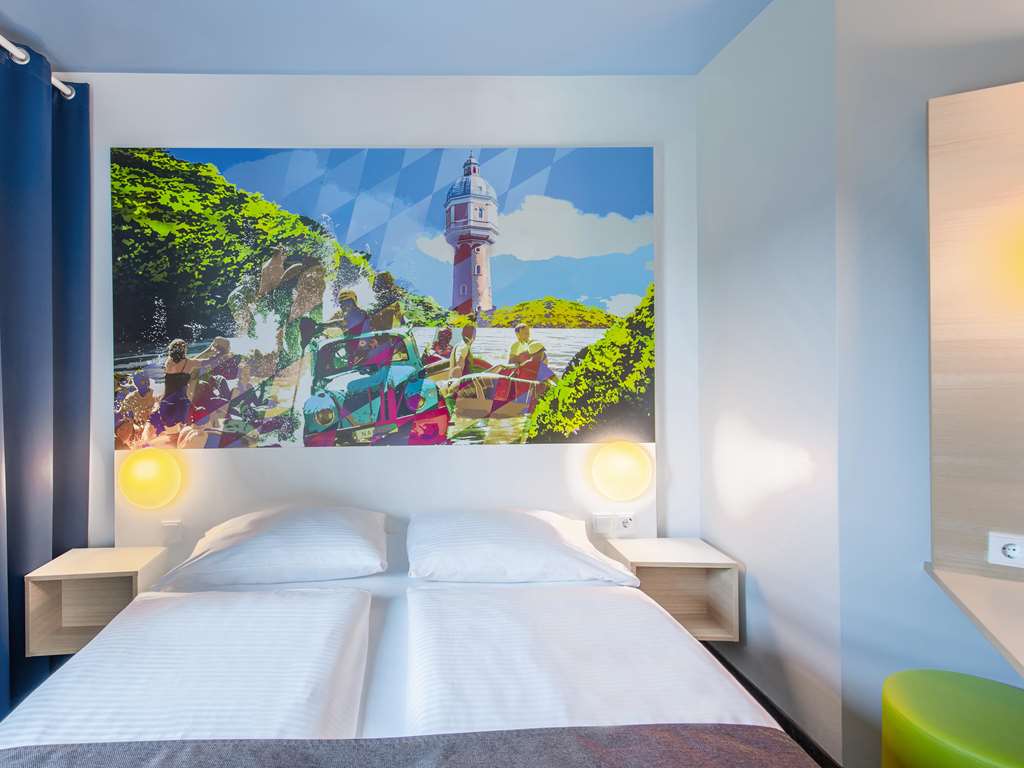 Guest room