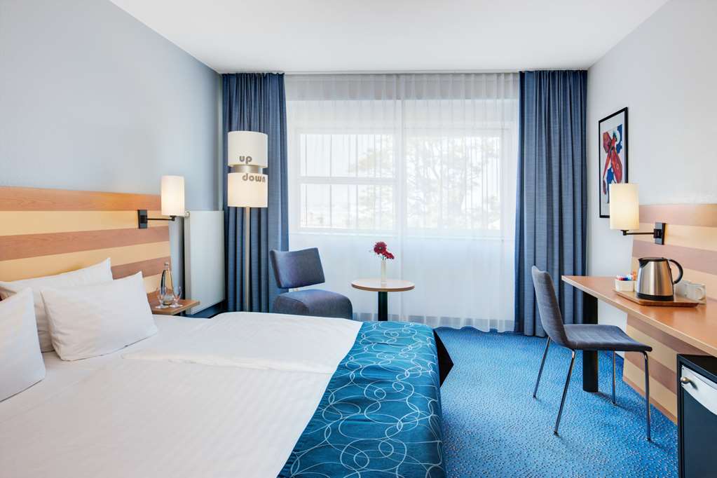 IntercityHotel Frankfurt Airport, Germany - Standard twin room