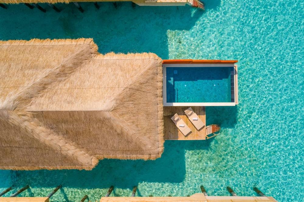 Beach/ocean view