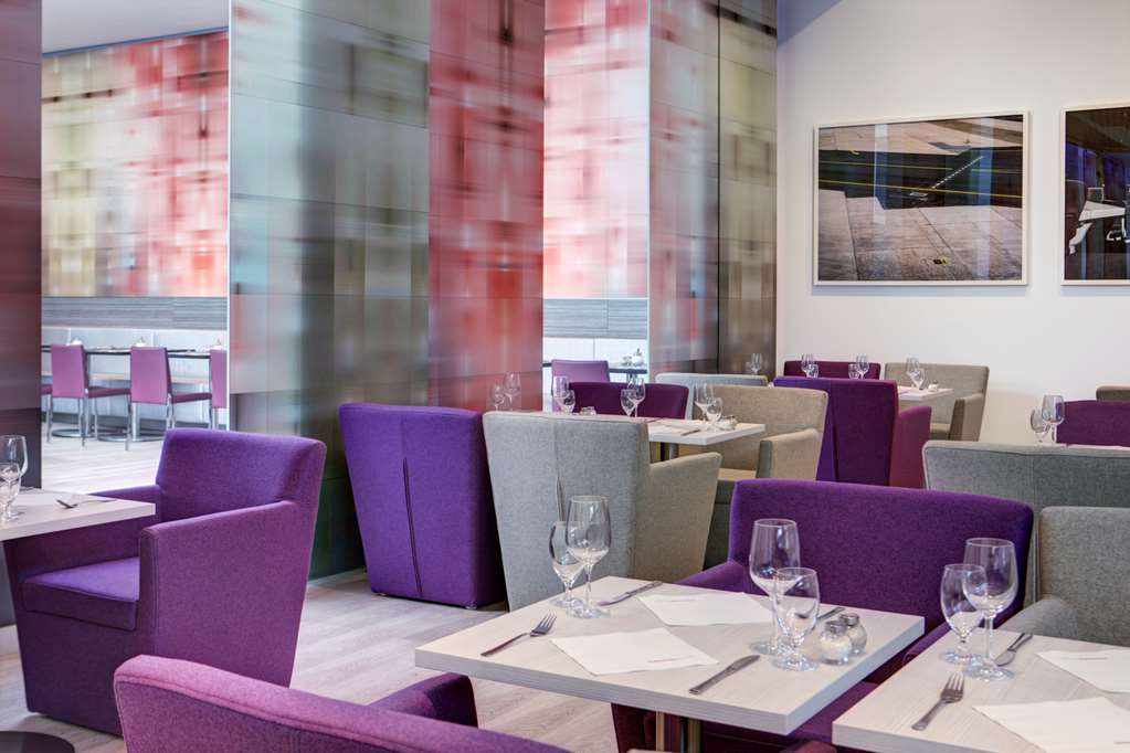 IntercityHotel Frankfurt Airport, Germany, restaurant
