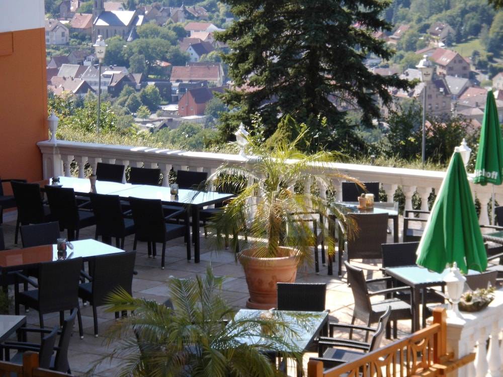 Burg Hotel