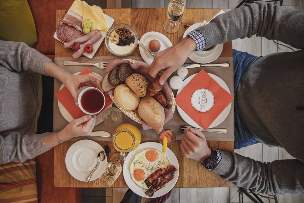 Breakfast buffet