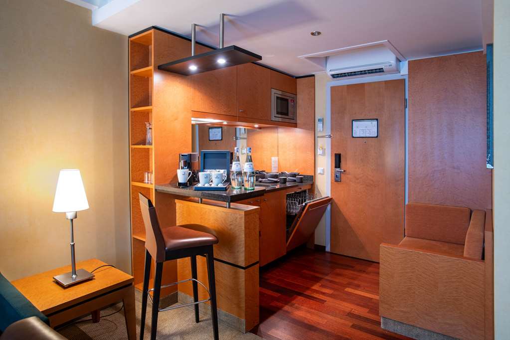 Guest room