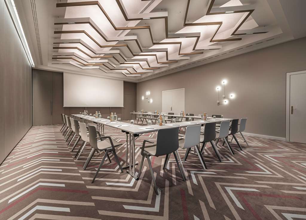 Steigenberger Hotel Treudelberg, Hamburg, Germany - Meeting Room