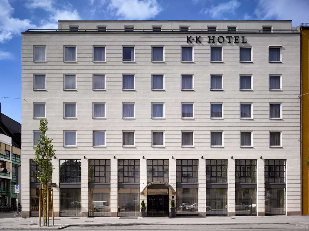 K K MUC Facade