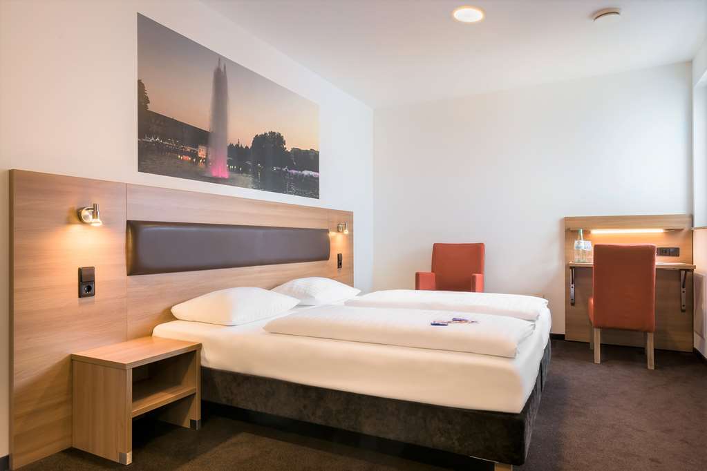 Standard double room Novum Hotel Bruy Stuttgart