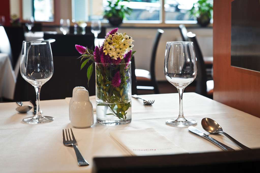 IntercityHotel Kassel, Germany - Restaurant