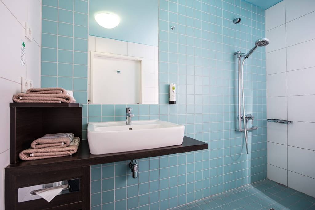 Bathroom classic double or twin bed room